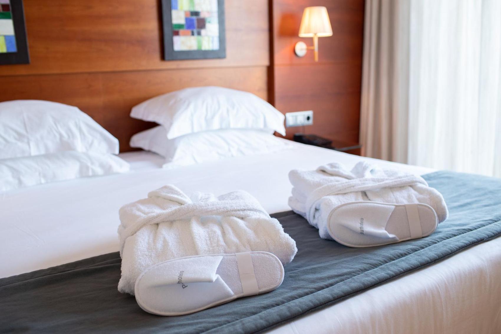Protur Roquetas Hotel&Spa Roquetas de Mar Bagian luar foto