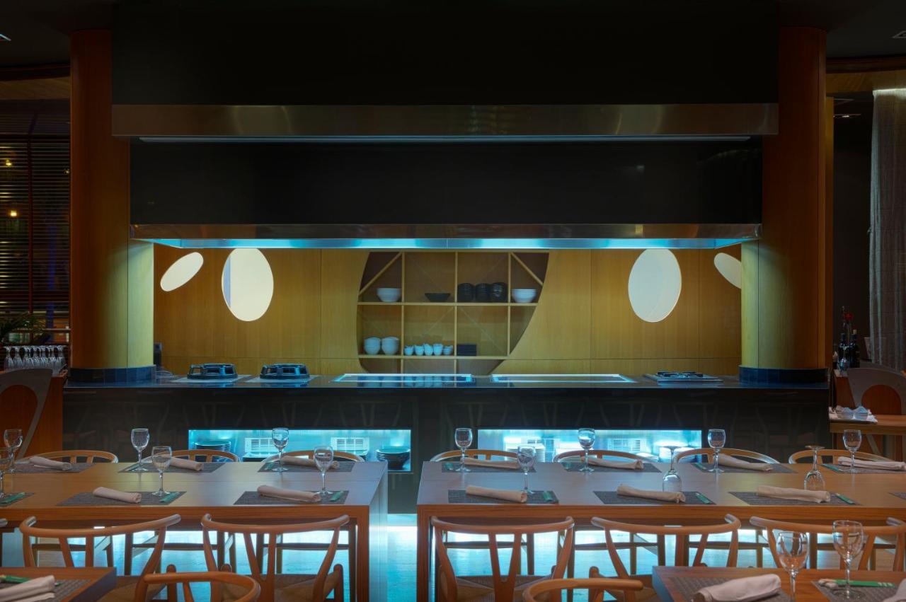 Protur Roquetas Hotel&Spa Roquetas de Mar Bagian luar foto